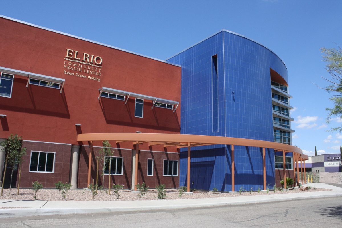 Living in El Rio 
